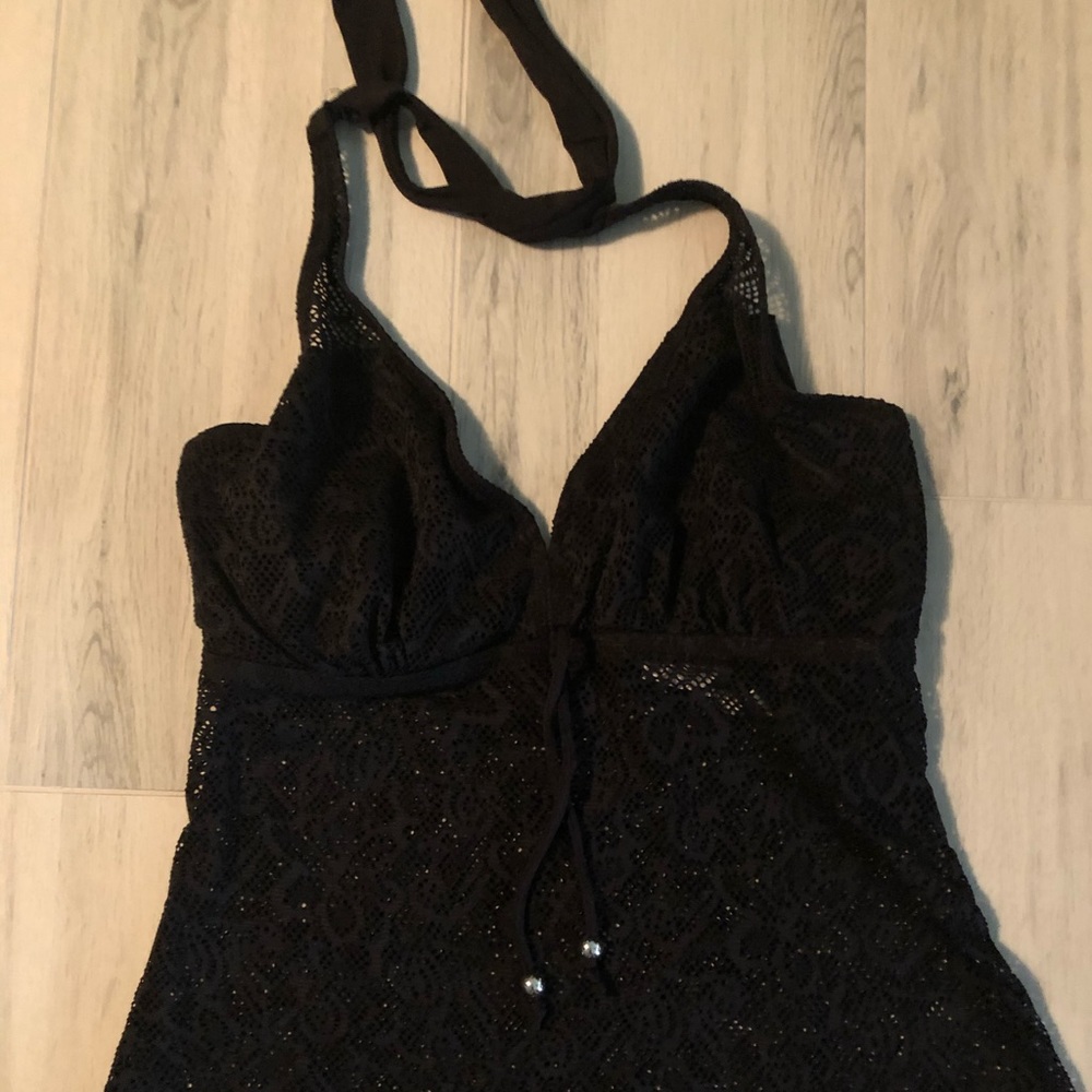 Swimsuit top, size 34F